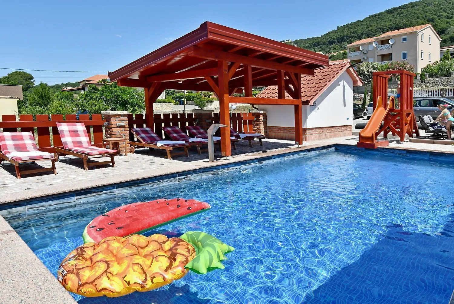 Apartmani Kicuda Banjol Guest house